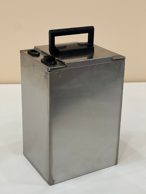 comprare 64V 40Ah EV Lifepo4 batteria due ruote batteria 2560Wh 2000 volte vita del ciclo fabbricazione online