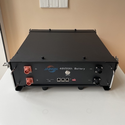 IP65 50Ah 48v Batteria al litio montata su rack per la riserva solare domestica e della stazione base